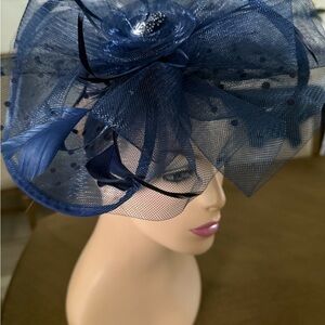 Elegant Navy Fascinator Hat. New without Tag
